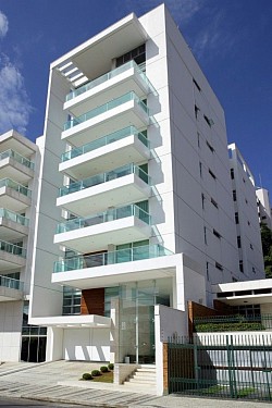 Apto 740.000,00 / cód251005- Copacabana R. 5 de Julho - 60m² - 2 ban.Condom. R$ 870,00 (média), IPTU 2.343,00